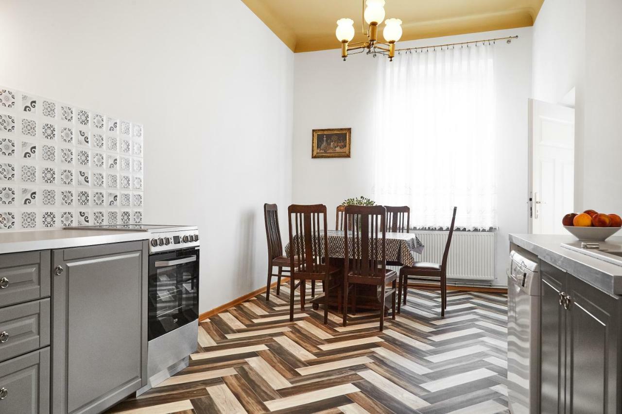 Top Location Apartments Topolowa Street Krakow Exterior photo